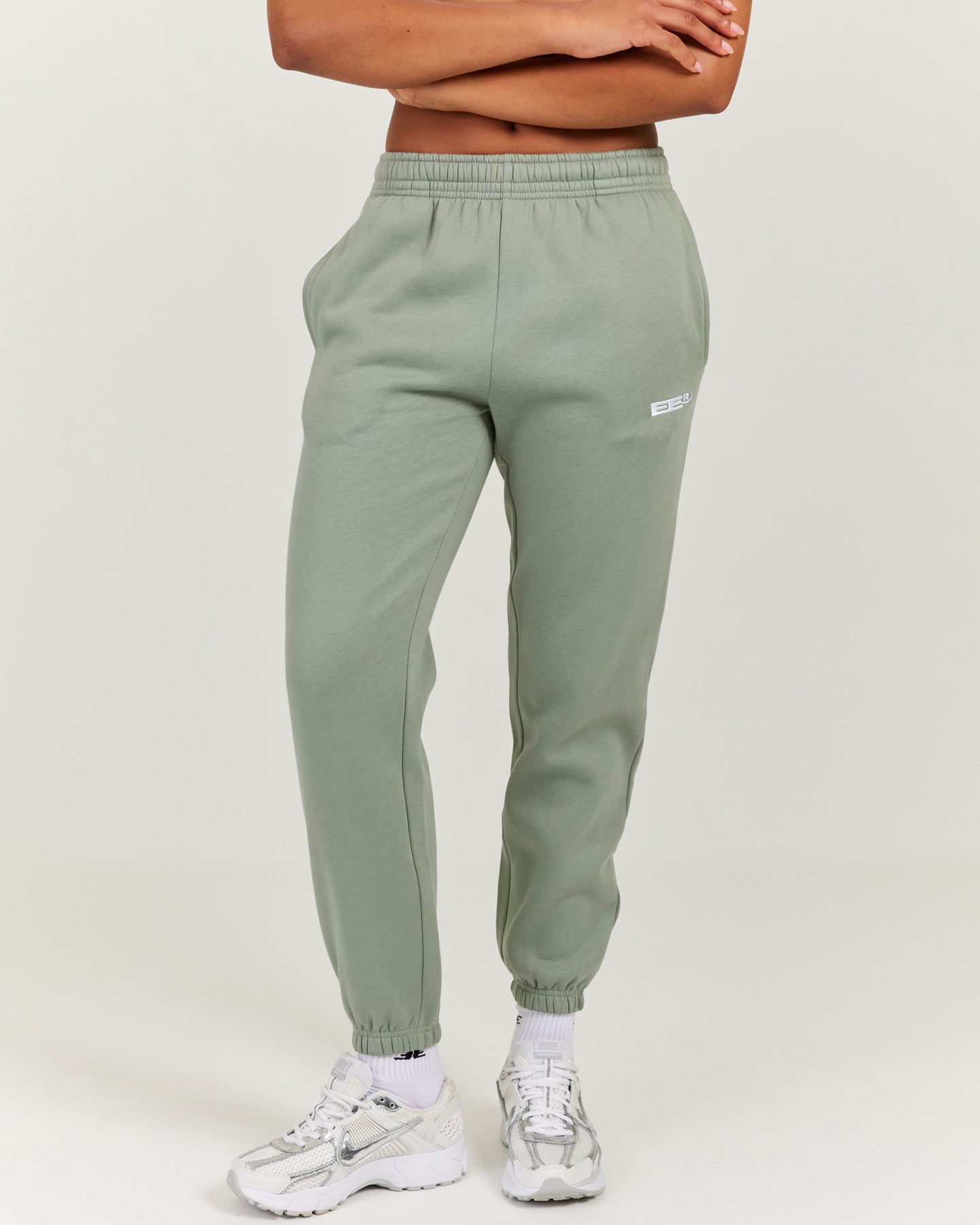 Arc Jogger - Dusty Sage