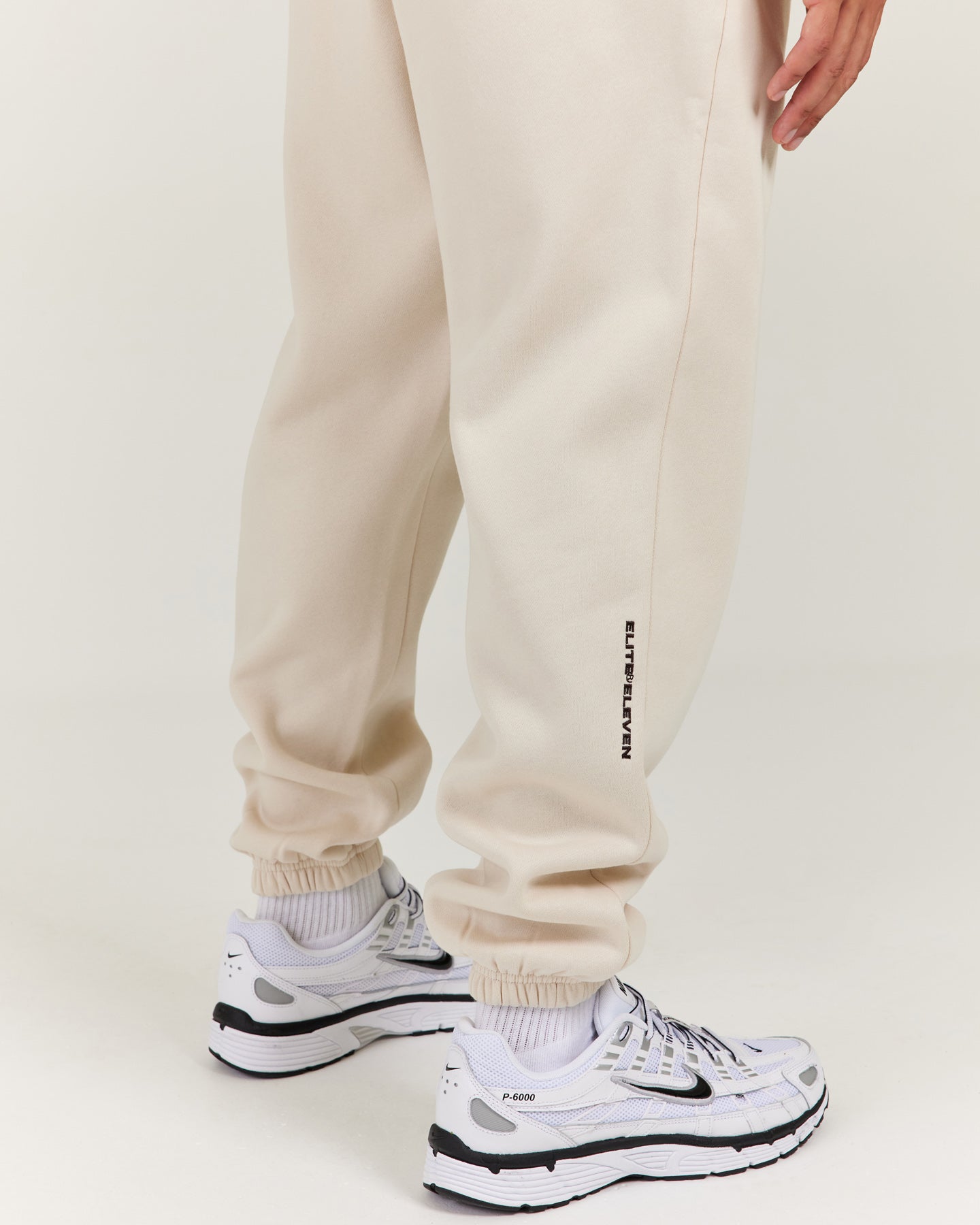 Arc Jogger - Bone