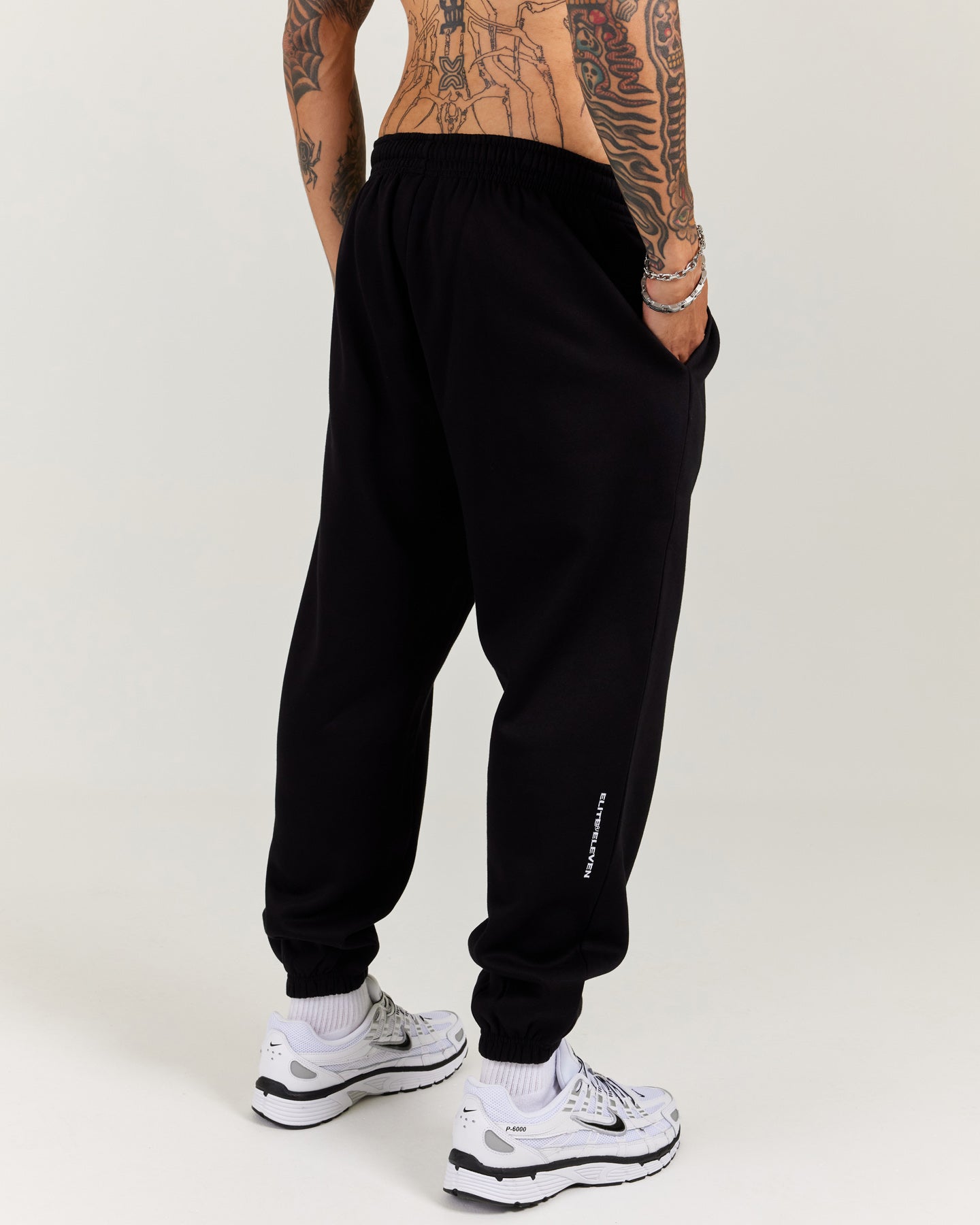Arc Jogger - Black