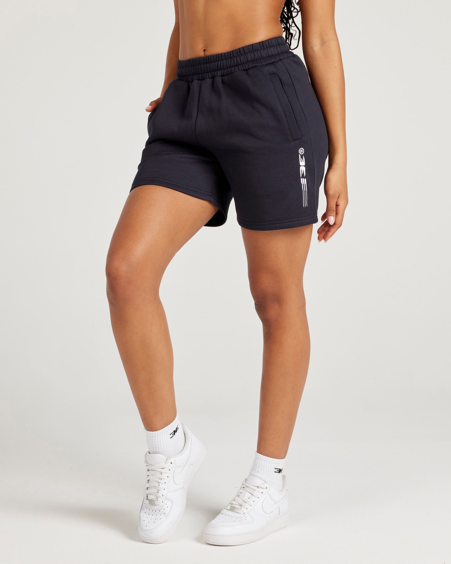 Pursuit Shorts - Navy